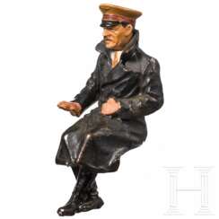 Elastolin-Persönlichkeitsfigur - Adolf Hitler sitzend im Mantel