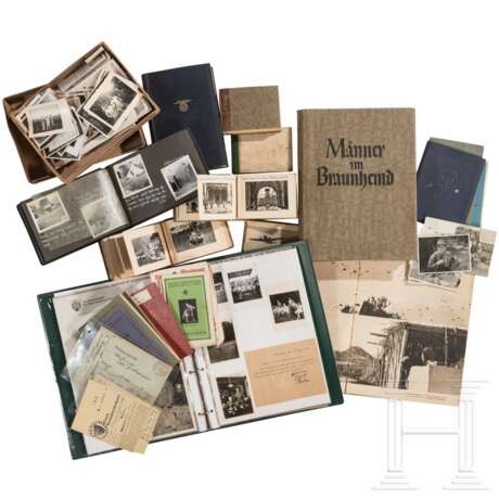 Kleine Sammlung Bücher und Fotos - photo 1