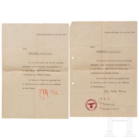 Karl-Jesko von Puttkamer (1900 - 1981) - zwei Schreiben bzgl. Landerwerb 1942, Karte und Brief Dönitz aus Nürnberg 1942, Autograph von Hindenburg und Anstecknadeln - Foto 2