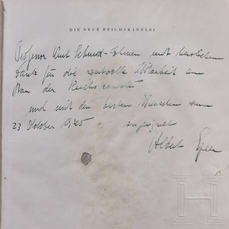 "Die Neue Reichskanzlei" mit Widmung Speers an Prof. Schmid-Ehmen sowie 14 großformatige Aufnahmen der Einweihung des "Führerbaus" - фото 2