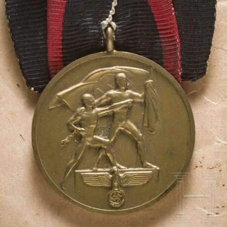 Medaille 1.10.38 mit Spange "Prager Burg" an Einzelschnalle - фото 3