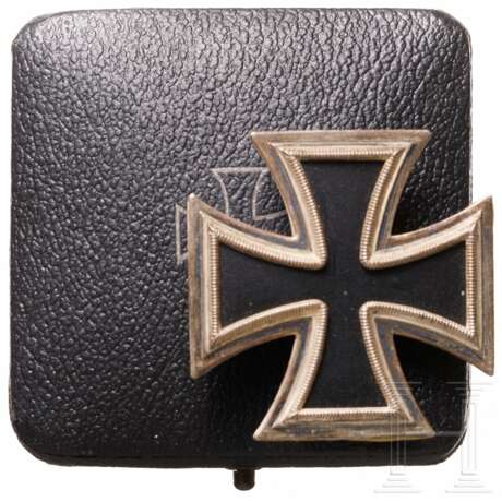 Eisernes Kreuz 1939 1. Klasse im Verleihungsetui, Souval-Fertigung, um 1940 - photo 1