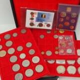 Sammlung Münzen und Medaillen. - photo 1