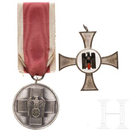 Deutsches Rotes Kreuz - Schwesternkreuz in Silber für 10 Dienstjahre - Foto 1