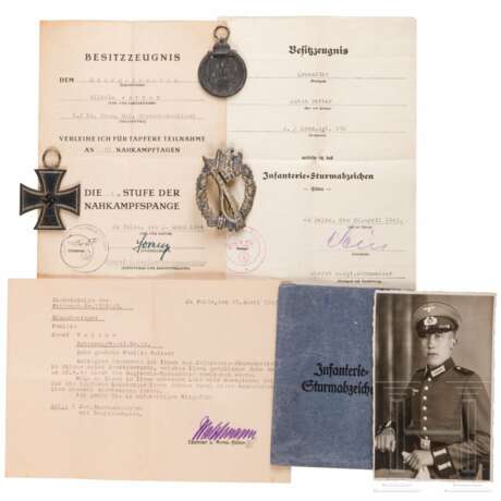 Auszeichnungen und Dokumente eines Obergefreiten, zuletzt im Gren.Rgt. "Großdeutschland" - фото 1