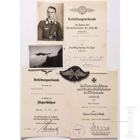 Urkunden eines Fliegerschützen im Z.G. 1 - Foto 1