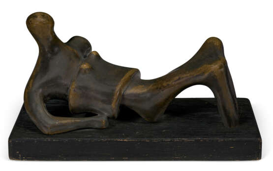 HENRY MOORE (1898-1986) - photo 1