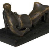 HENRY MOORE (1898-1986) - Foto 2