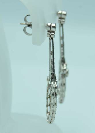 Boucles d&amp;39;oreilles en platine avec 56 diamants naturels 21th century - Foto 6