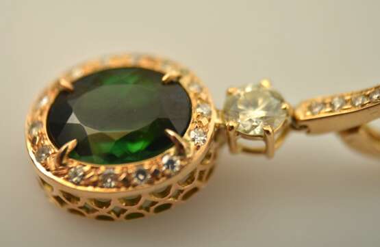Gold earrings with diamonds and tourmalines Gold Other style 21th century - photo 8