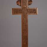 Geschnitztes Kruzifix - photo 3
