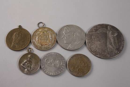 Konvolut Medaillen und Silberteller - фото 2