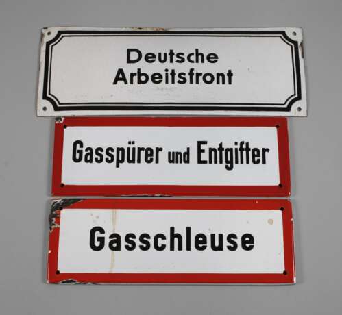 Drei Emailleschilder 3. Reich - фото 1
