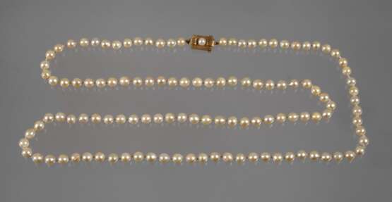 Lange Perlenkette - photo 1