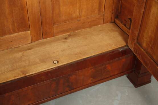 Vitrinenschrank Biedermeier - фото 4