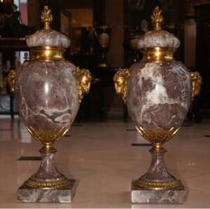  Bronze pair Cups, 2nd floor. Of the twentieth century.