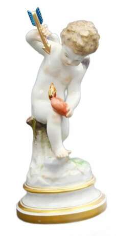 Figurine en porcelaine &amp;quot;AmoursAnge brise le coeur&amp;quot; Porcelaine Other style At the turn of 19th -20th century - photo 1