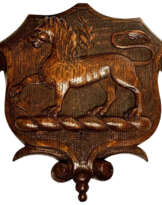 Carved Tiger Oak Heraldic Lion Shield Carved Tiger Oak Heraldic Lion Shield