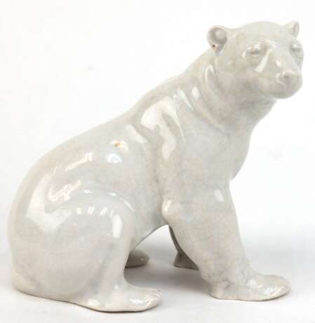 Figur "Sitzender Eisbär", Volkstedt, weiße Craqueléglasur, H. 14 cm - Foto 1