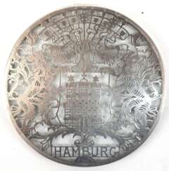 Glasplatte &amp;quot;Wappen von Hamburg&amp;quot; mit Silberauflage, gest. Spahr 1000, Dm. 9,9 cm