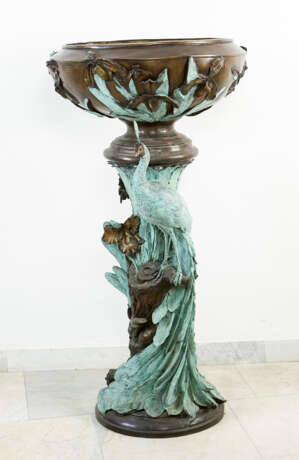 Large bronze bowl - photo 1