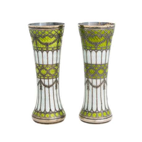 A pair of vases-buds of gilded silver and guilloche enamel early 20th century. Silver 900 20th century - photo 1