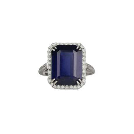 Elegante bague en or 18 carats avec diamants et saphir naturel 776 carats. Diamants 21th century - photo 3