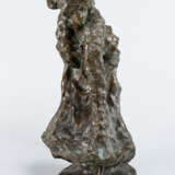 Terracotta sculpture of a lady with scarf painted in bronze colours signed on the bottom early 20th century - photo 1