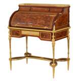 E.KAHN. Magnifique bureau cylindrique en acajou et bois satin&eacute; avec bronze dor&eacute;. Mahogany and Gilded bronze mercury 19th century - Foto 2