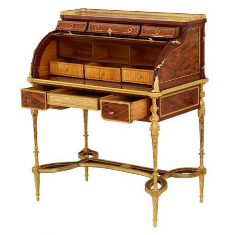 E.KAHN. Magnifique bureau cylindrique en acajou et bois satin&eacute; avec bronze dor&eacute;. Mahogany and Gilded bronze mercury 19th century - photo 6