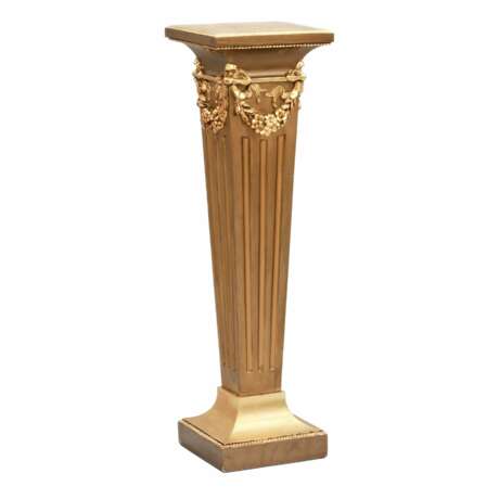 Pedestal. Column. Wood Plaster Gilding Early 20th century - photo 1