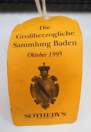 Haus Baden: Ebenholzkästchen mit vergoldeter Metallmontierung 1819 - 25 Juni 25 - 1844. - photo 6