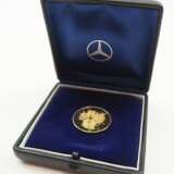 Daimler Benz Automobil 100 Jahre 1886-1986 GOLD Medaille, im Etui. - photo 2