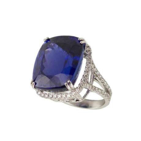 Gold ring with tanzanite and diamonds. Diamonds 21th century - photo 1