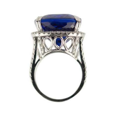 Gold ring with tanzanite and diamonds. Diamonds 21th century - photo 3