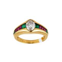 Bague en or 18 carats avec diamant, emeraudes et rubis. 