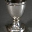 Empire Pokal in Urnenform auf eckigem Fuß, dat. 1807, Silber, 93g, H. 9cm, Deckel fehlt - Auktionspreise