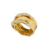 Gold ring with diamonds. Diamonds 21th century - photo 1