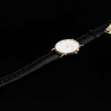 Carl F. Bucherer „Adamavi Diamond Dress“ Rotgold 750 Armbanduhr mit Datumsfunktion, Quartzwerk, weißes Zifferblatt, applizierte Stunden Markierungen mit Brillanten und römischen Ziffern, Rotgold Zeiger, Datumsanzeige bei… - Foto 5