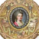 Taschenuhr: bedeutende 4-Farben Gold/Emaille-Spindeluhr mit Diamantbesatz sowie seltener a toc et a tac Repetition, Gill & Boisdechesne Geneva, um 1760 - photo 1
