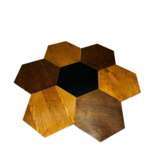 Gio Ponti pour Isa Bergame. Sept tables basses en nid d`abeille hexagonales design annees 50. Wood metal Design of 50-60’s 20th century - photo 3