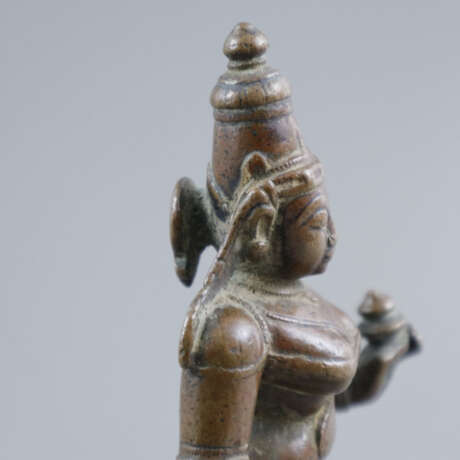 Figur der stehenden Lakshmi - Indien, ca. 19.Jh., … - фото 4