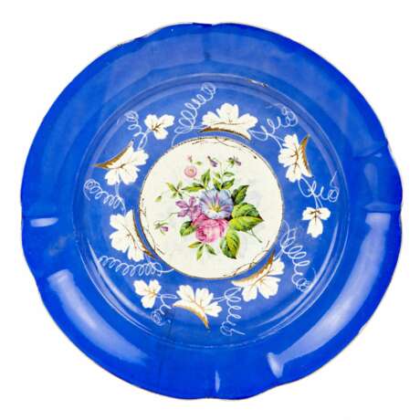 Decorative dish Flowers. Gardner factory Russia 19th century. Faience Romanticism Early 20th century - photo 1