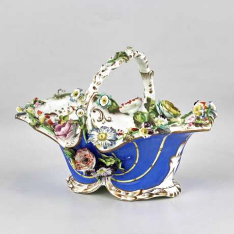 Porcelain vase-basket with molded flowers. Porcelain Romanticism 19th century - photo 8