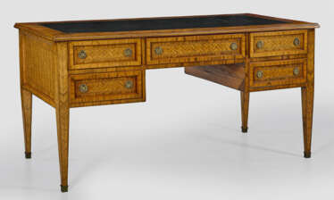 Großes Bureau plat im Louis XVI-Stil