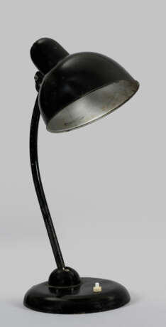 Bauhaus-Schreibtischlampe von Christian Dell - photo 1