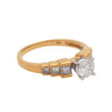 Ring mit 1 Brillant, ca. 0,55 ct, FW-WEISS (G-H)/VS, - фото 3