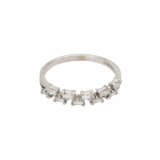 Ring mit Diamantbaguettes zusammen ca. 0,5 ct - Foto 1