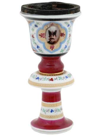 Hand painted porcelain hookah. Kuznetsov factory in Dulevo. Russia. 19th century Porcelain Hand Painted Late 19th century - photo 4