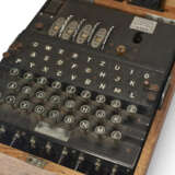 A FOUR-ROTOR ENIGMA CIPHER MACHINE - Foto 4